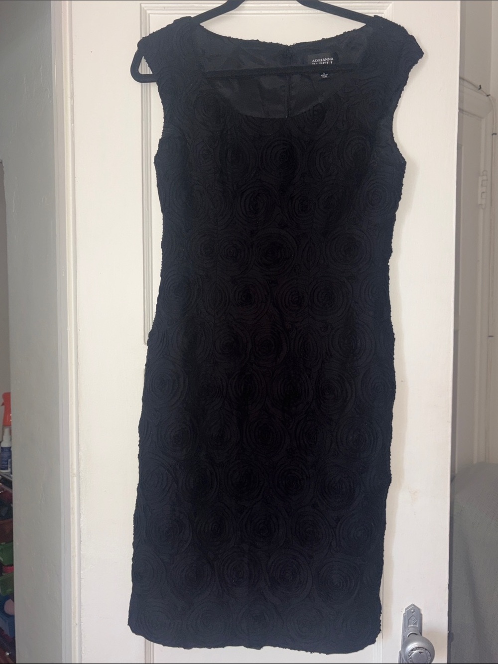 Gorgeous Adrianna Papell Black Rosette Midi Sheath Dress Size 6 Like New